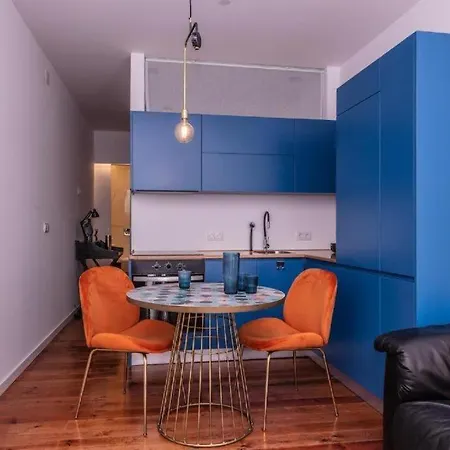 Beato Design Riverbank Retreat
